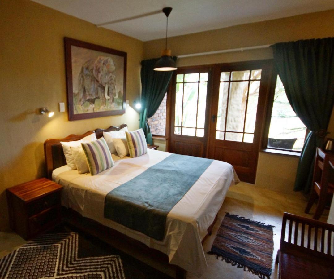 Crocodile Kruger Safari Lodge Marloth Park Exterior foto